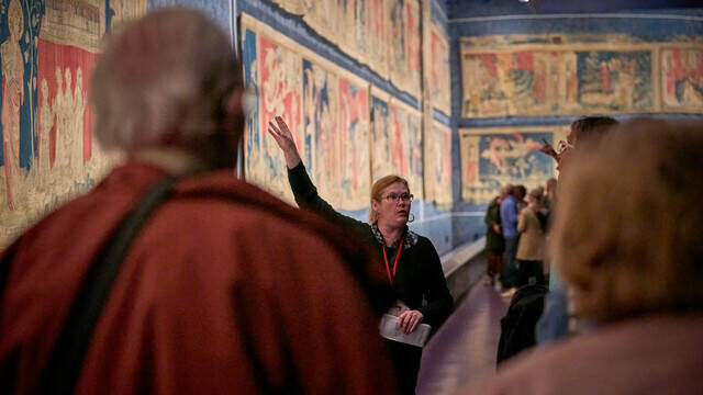 Visite guidée de la Tapisserie de l'Apocalypse du Château d'Angers